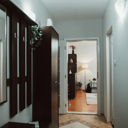 Rhea With Terrace & Parking Apartament *