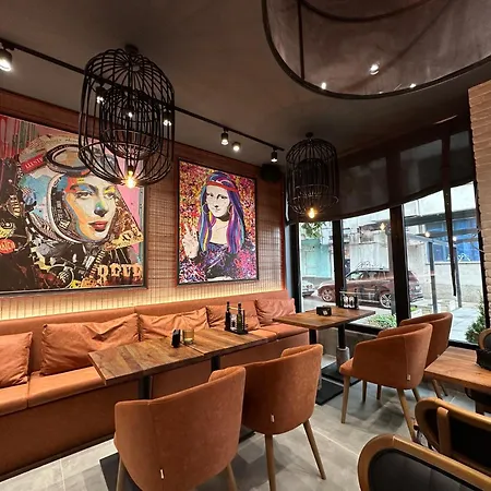 Apartament Rhea With Terrace & Parking