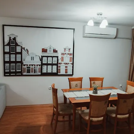 Daire Rhea Apartment With Parking Filibe