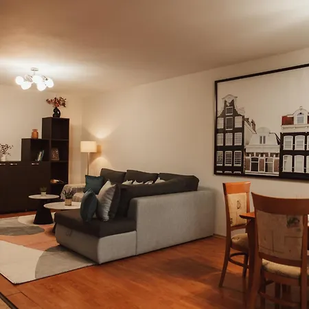 Rhea Apartment With Parking Daire Filibe