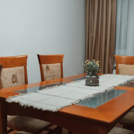 Daire Rhea Apartment With Parking Filibe