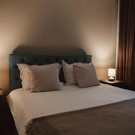 Rhea With Terrace & Parking Апартамент Пловдив