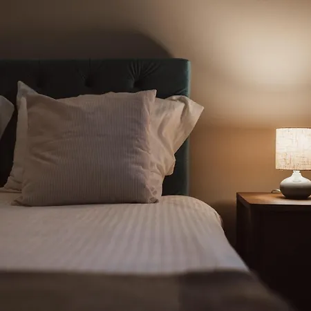 Rhea With Terrace & Parking Apartamento