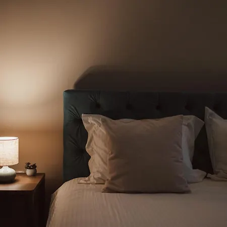 Rhea Apartment With Parking Daire *