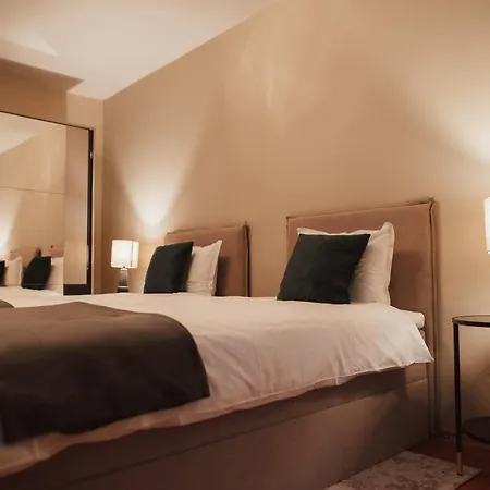 Apartamento Rhea With Terrace & Parking