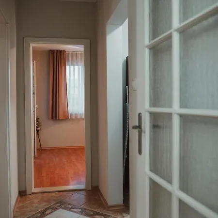 Rhea Apartment With Parking * Filibe