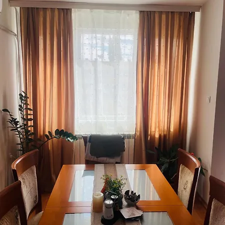 Apartment Rhea Apartment With Parking Plowdiw