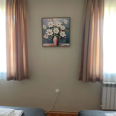 Apartment Rhea Apartment With Parking Plowdiw