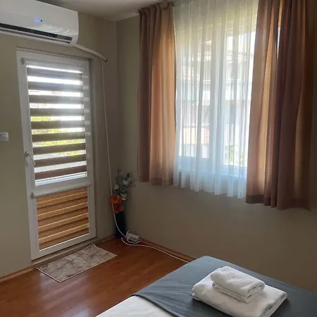 Rhea Apartment With Parking Apartment Plowdiw